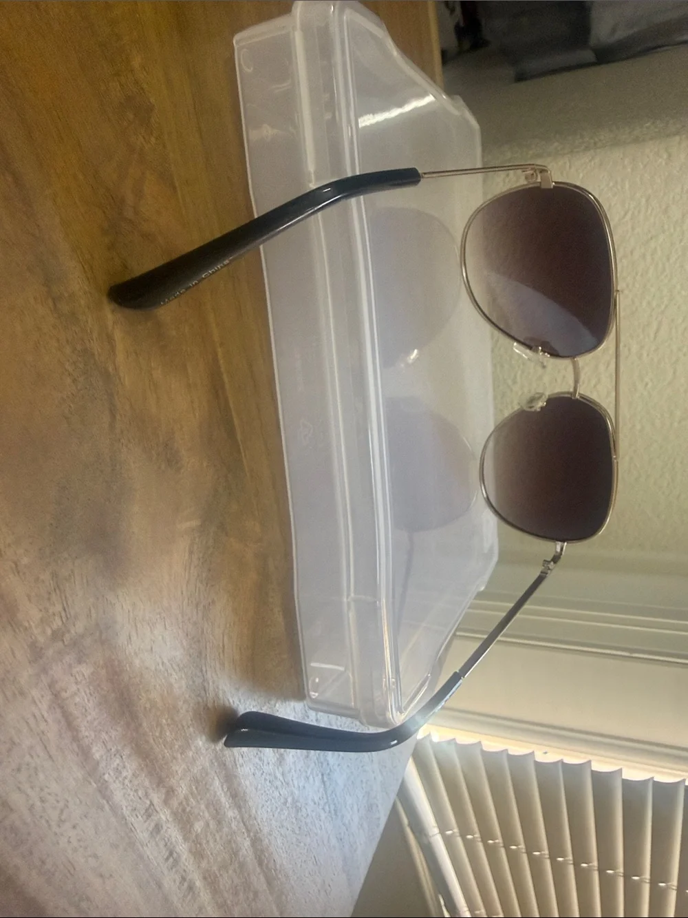 Transparent Lens Metal Frame Sunglasses with Black Temple Tips